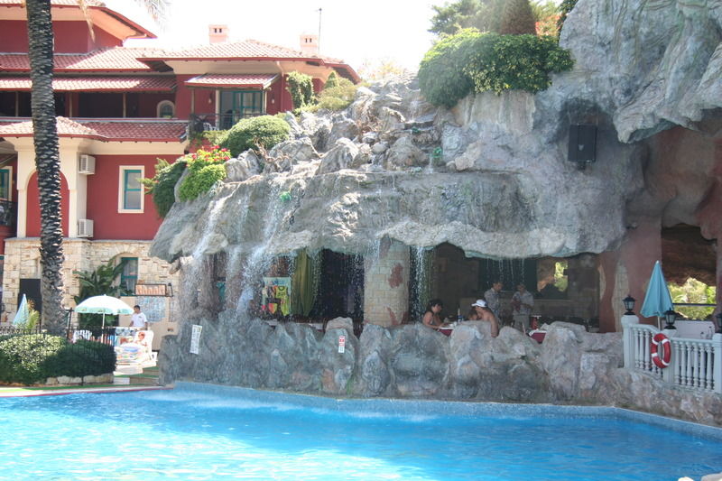 Grand Aquarium Apart Icmeler Exterior photo